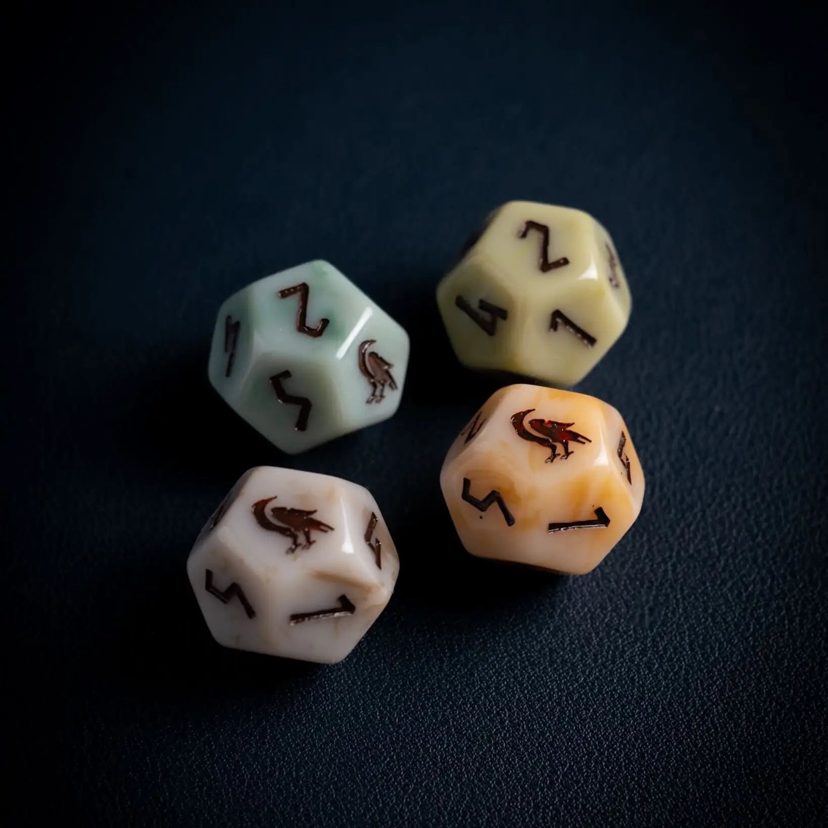 River Pebble Dice (8) - Legend in the Mist (Pre-Order)